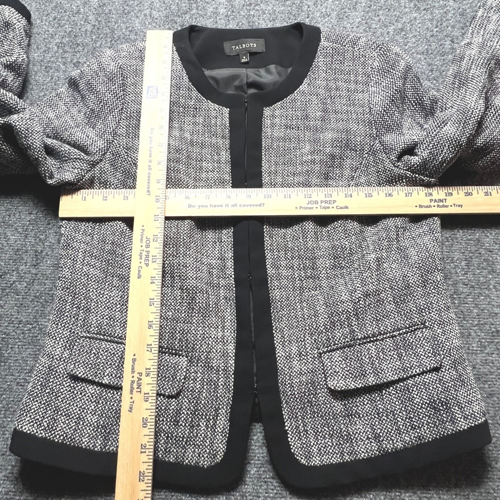 Talbots Black White Tweed Jacket Collarless Blazer Hook Eye Closure Womens 8 - Picture 3 of 9